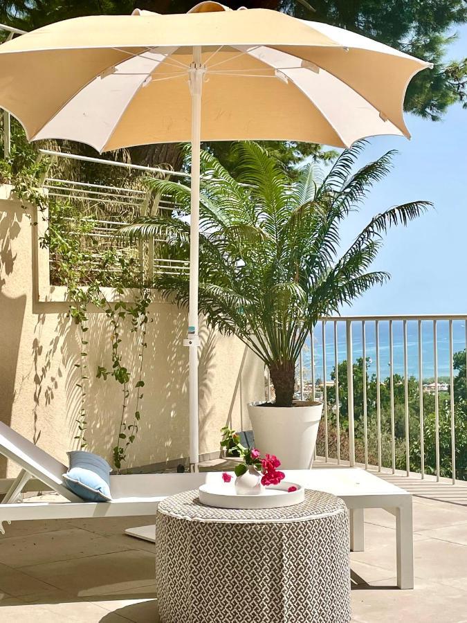 S'O Suites Тропеа Екстер'єр фото
